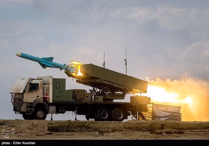 Điều này rõ ràng cho thấy sự sẵn sàng của Iran nhằm phản ứng lại hành động quân sự của Mỹ, bất chấp đại dịch COVID-19 đang ảnh hưởng nặng nề tới Tehran.