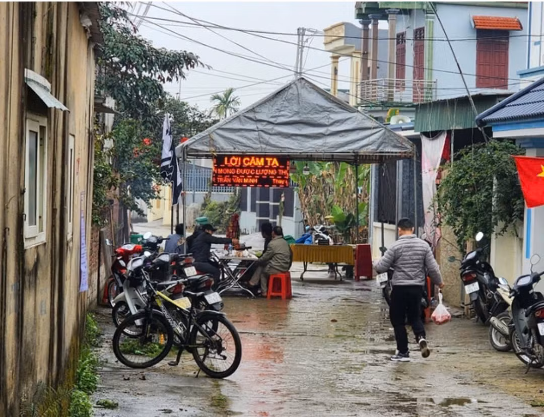 Nguoi phu nu tu vong sau khi uong thuoc nam khong ro nguon goc