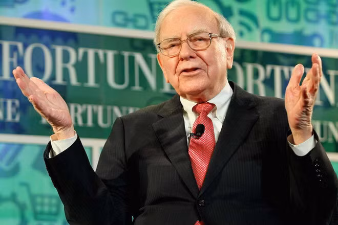 Tuy nhiên, một năm sau nhà sáng lập Microsoft đã vượt qua Warren Buffett để trở lại ngôi vị quán quân trên bảng xếp hạng của Forbes.