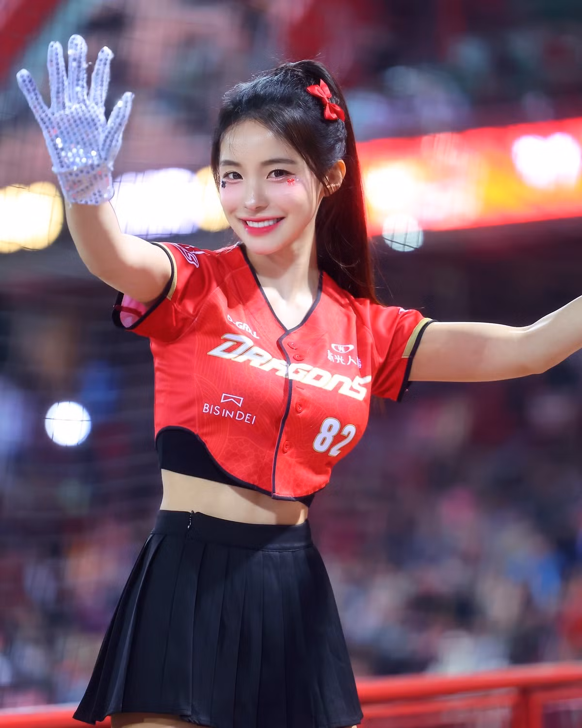 Da Hye cũng chia sẻ niềm vui với người hâm mộ khi đội bóng mà cô cổ vũ đã giành được 5 chiến thắng liên tiếp trong mùa giải này.