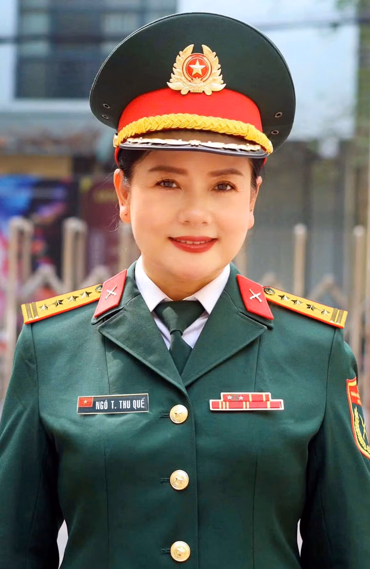 Những bộ phim đình đám như Cô Gái Mang Tên Dòng Sông, Vị Tướng Tình Báo Và Hai Bà Vợ, Dòng Sông Phẳng Lặng, Hoa Đất Mường... đã đưa tên tuổi nữ nghệ sĩ sinh năm 1969 đến gần hơn với khán giả.