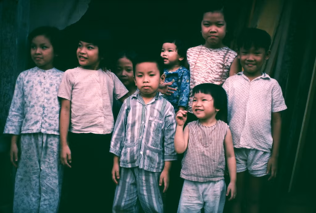 Trẻ em Cần Thơ. Ảnh: William Ruzin.