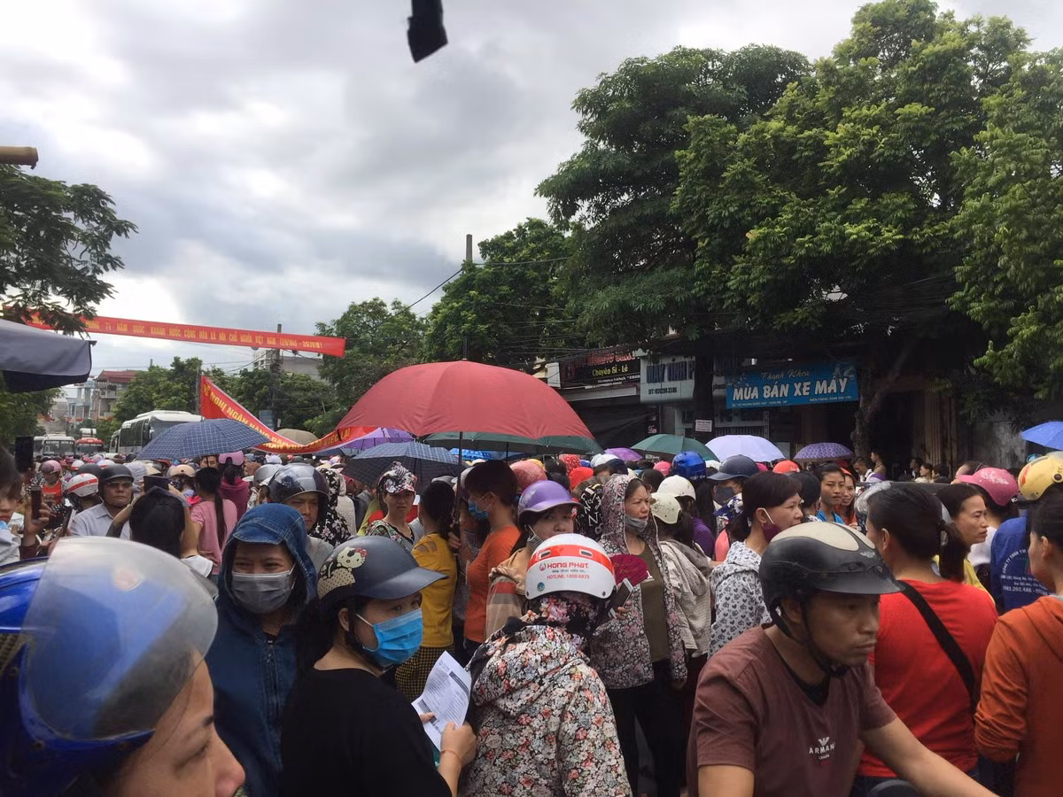 Lanh dao hoi ha... “lui quan”, 2.000 cong nhan KaiYang Viet lai dinh cong-Hinh-2