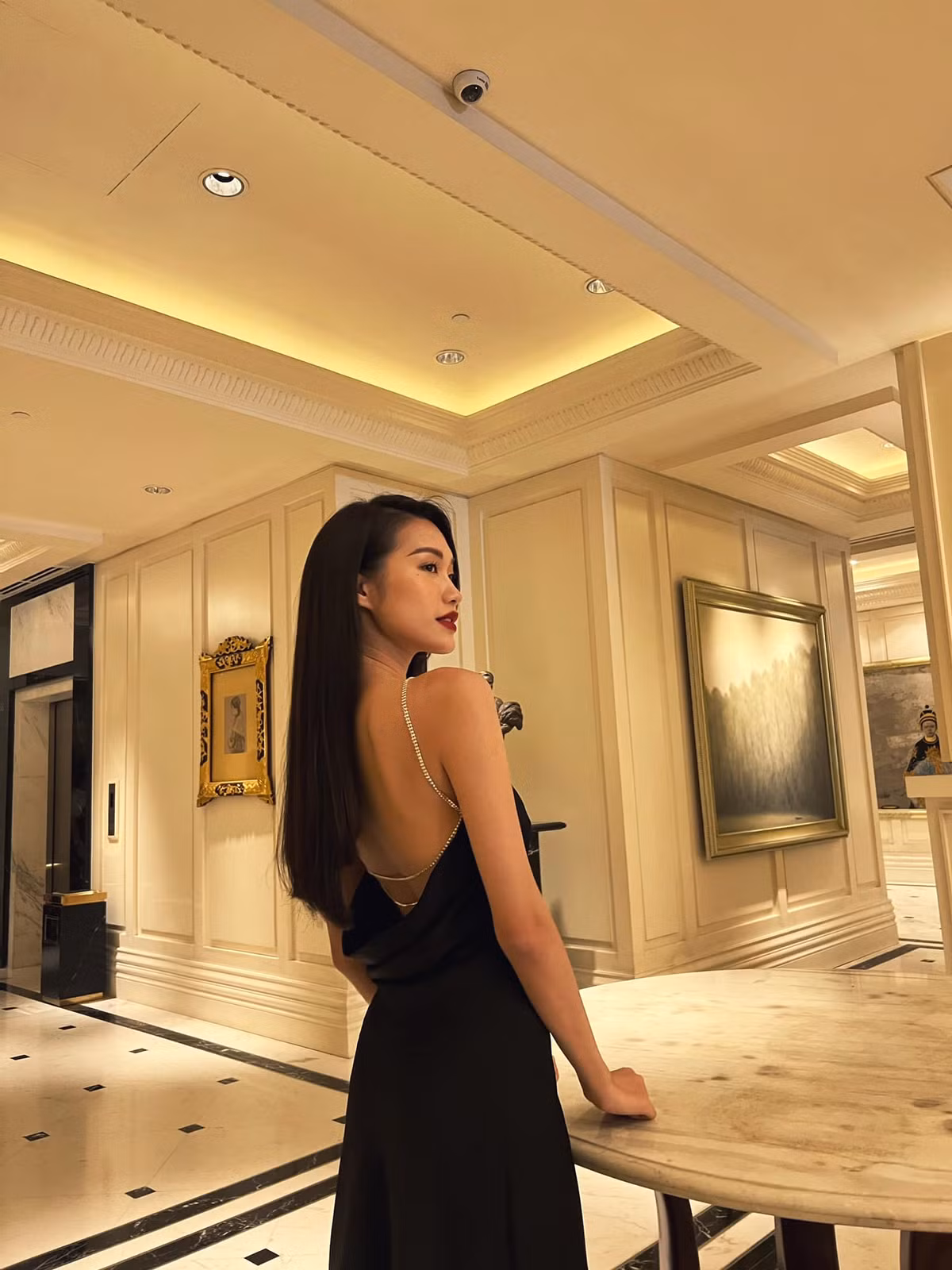 Sở hữu số đo 3 vòng "bốc lửa", Doãn Hải My rất biết cách ăn mặc để tận dụng triệt để lợi thế về ngoại hình của mình.