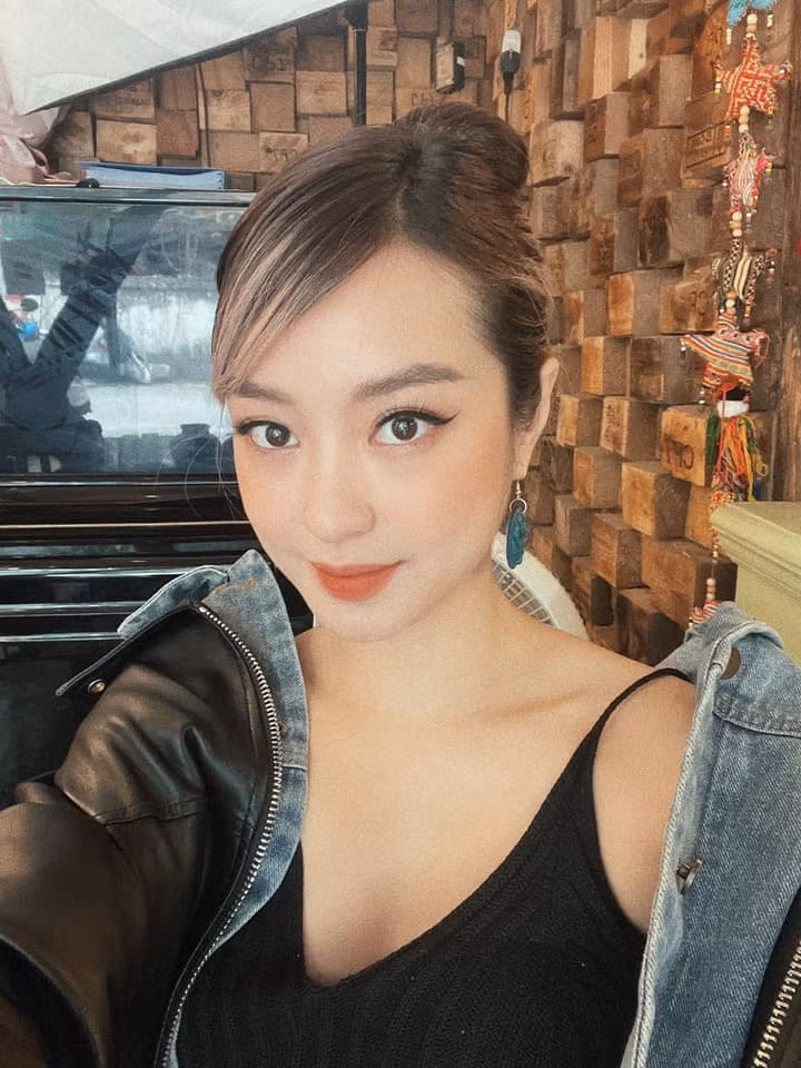 Trên trang cá nhân, Mi Vân thỉnh thoảng chia sẻ bí quyết làm đẹp và giữ gìn cân nặng, thường nhận được nhiều sự quan tâm của hội “chị em bỉm sữa". Ảnh: FBNV