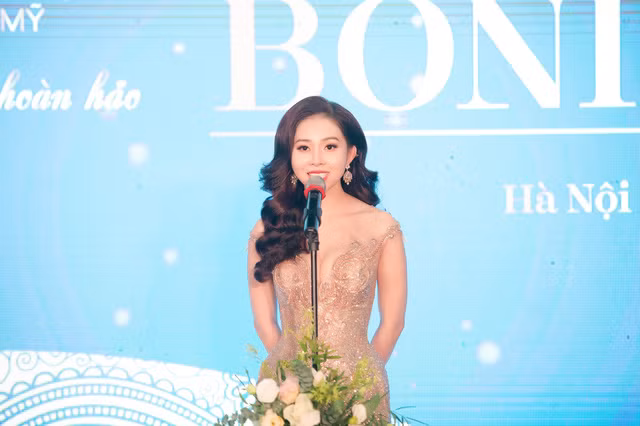 Cuu Pho GD CN TPBank Hoai Thuong: “Dan ba dep luon co qua”... hu thi boc lich?