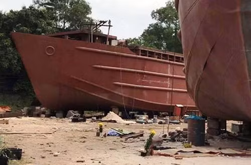 Vụ nổ kinh hoàng tại công ty đóng tàu An Phú, 2 người tử vong - Hình 2 Vu no kinh hoang tai cong ty dong tau An Phu, 2 nguoi tu vong-Hinh-2