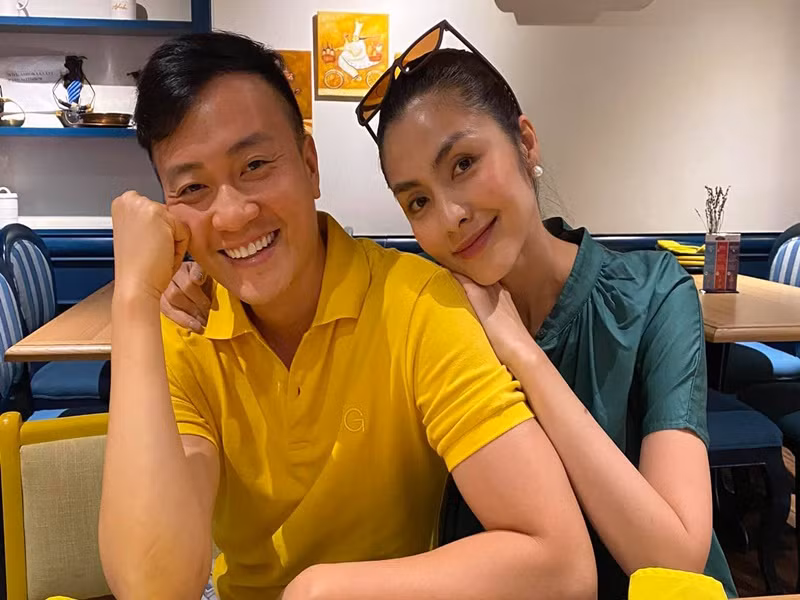 Lương Mạnh Hải cũng yêu quý Tăng Thanh Hà vì sự quan tâm của cô. Mùa dịch, Hà Tăng hái rau trong vườn tặng đàn anh. Ảnh: FBNV