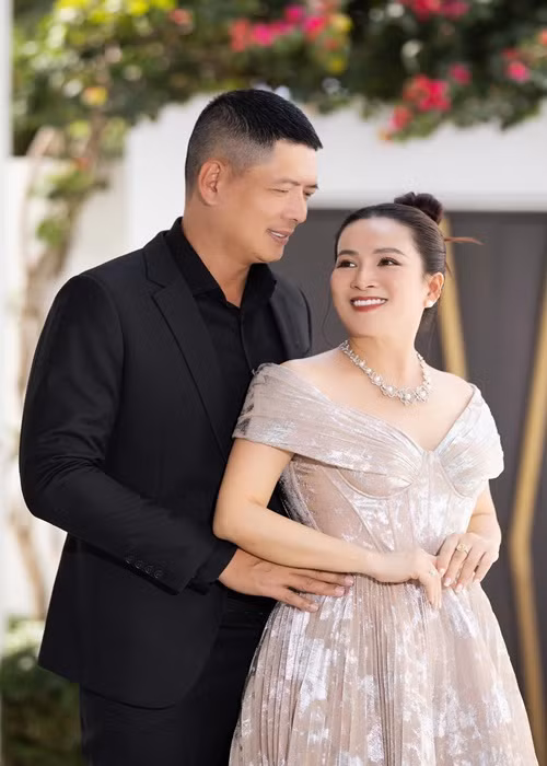 Cặp đôi trải lòng về cuộc hôn nhân kéo dài 15 năm.
