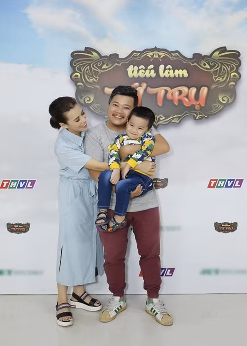 Con gái của Hoàng Mèo chưa biết bố mẹ ly hôn. Ảnh: Khám phá