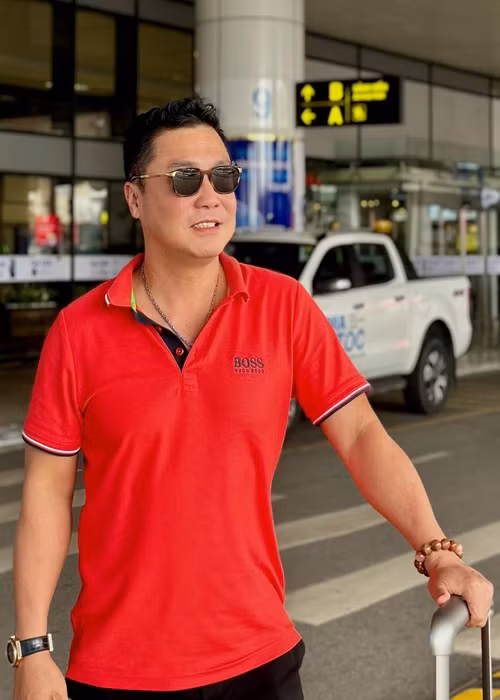 Lý Hùng ra Hà Nội tham gia sự kiện kết hợp du lịch.