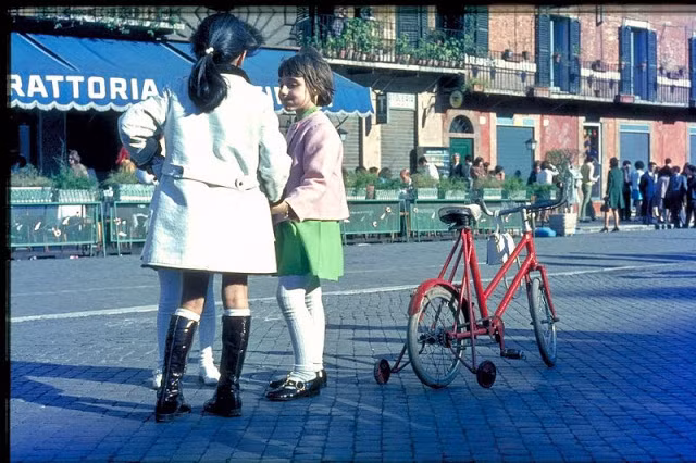  Thành Rome năm 1970 trong những bức ảnh màu của nhiếp ảnh gia Hà Lan Piet van Dam hiện lên vô cùng sống động, bình yên.