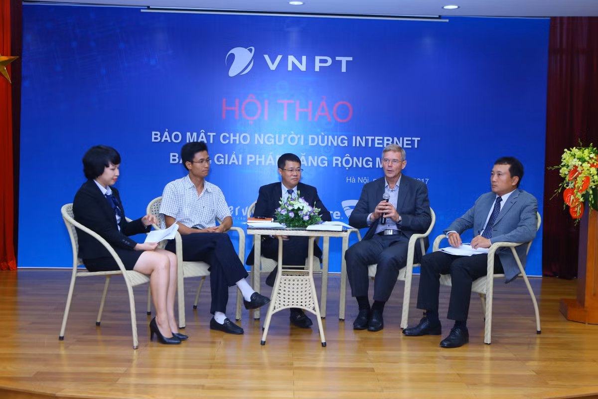 VNPT ra mat ”Giai phap internet moi” gia tang tien ich cho khach hang-Hinh-2