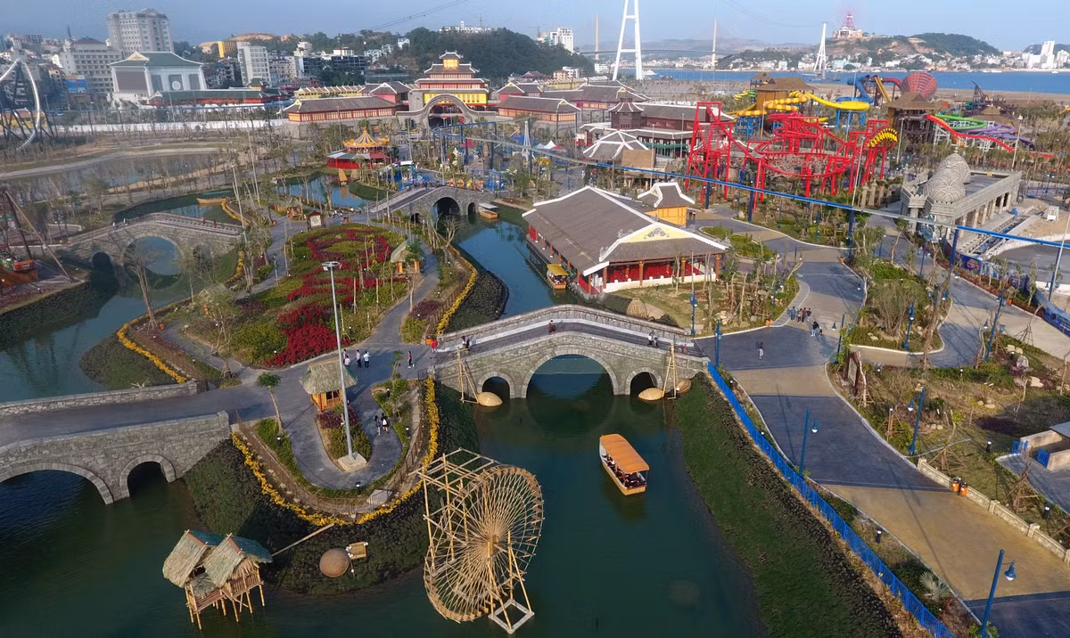 Den Sun World Halong Complex xem anh trang phuc Han Quoc-Hinh-2