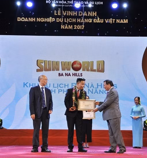 Sun World Ba Na Hills la “Khu du lich hang dau VN 2017“-Hinh-8