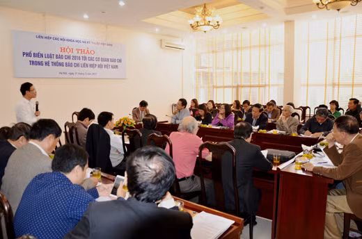 Liên hiệp Hội Việt Nam tổ chức phổ biến Luật Báo chí 2016 - Hình 2 Lien hiep Hoi Viet Nam to chuc pho bien Luat Bao chi 2016-Hinh-2