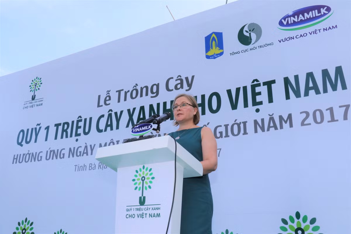 Vinamilk dong hanh cung "Quy 1 trieu cay xanh cho Viet Nam"-Hinh-2