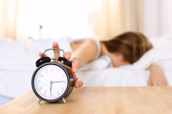 Để phân biệt “giấc ngủ rác” với giấc ngủ thông thường, các nhà khoa học nhận định “giấc ngủ rác” gồm những giấc ngủ sau: