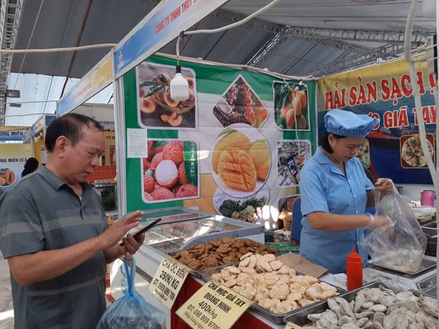 Kết nối nông sản, thực phẩm an toàn đến các chợ ở Hà Nội Ket noi nong san, thuc pham an toan den cac cho o Ha Noi