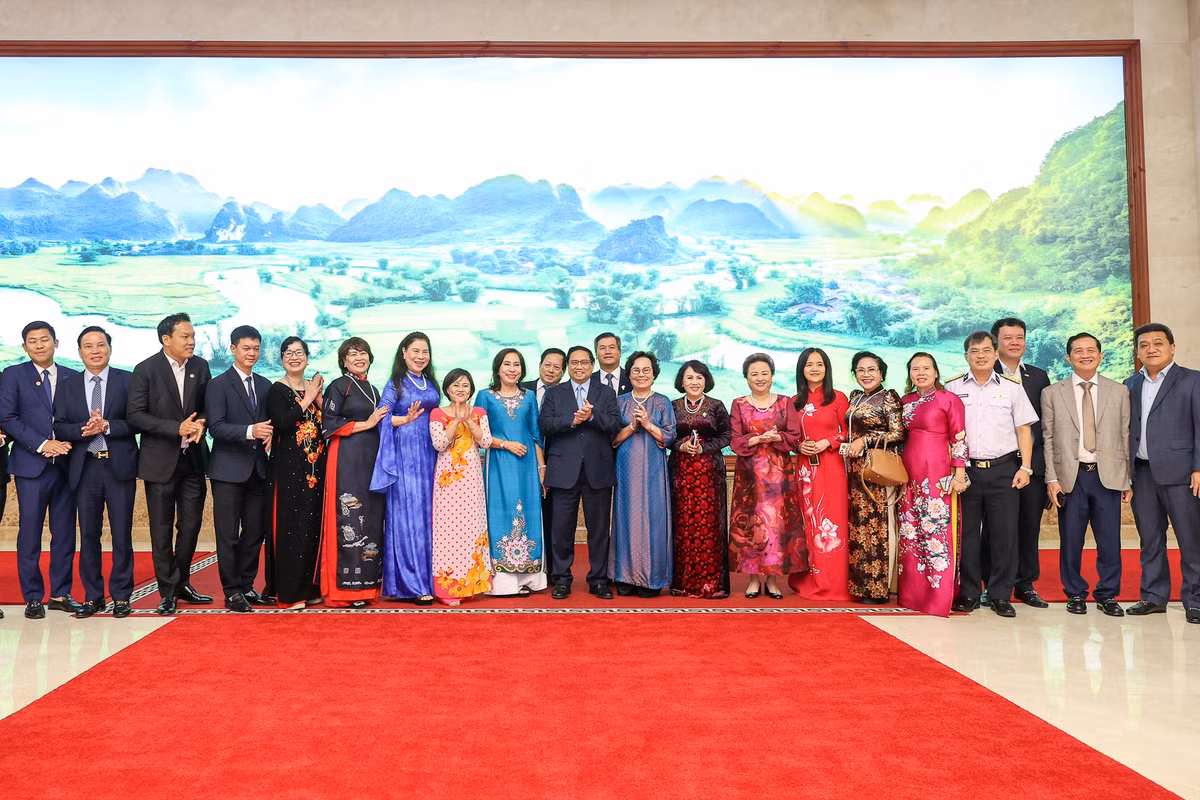 Thu tuong: Dang, Nha nuoc, Nhan dan luon la diem tua va luon tin tuong doi ngu doanh nhan-Hinh-4