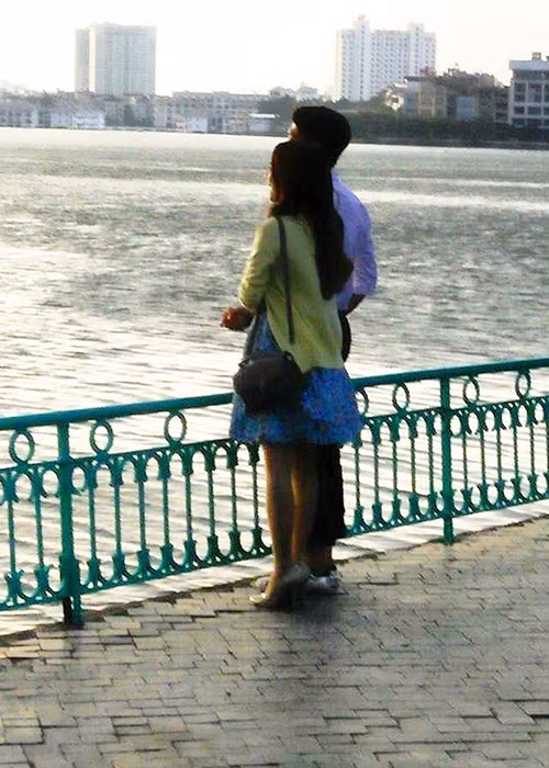 Hiện tại, Kang Tae Oh đang có mặt ở Hà Nội để quay “Tuổi thanh xuân”. Sắp tới, ê-kíp còn ghi hình ở Đà Lạt. (Ảnh: linhsu06)