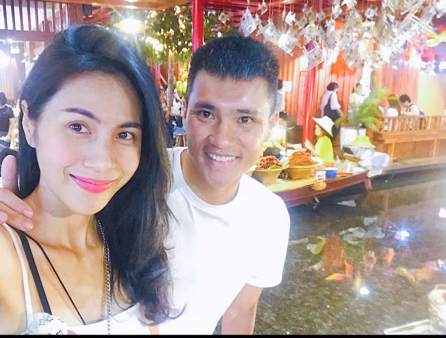 Cong Vinh bi che khi dang anh di du lich cung ba xa Thuy Tien