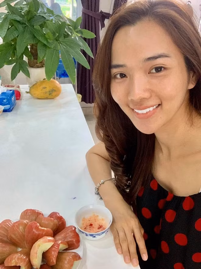 Vo Ung Hoang Phuc bat ngo len tieng ve cuoc song sau khi ket hon