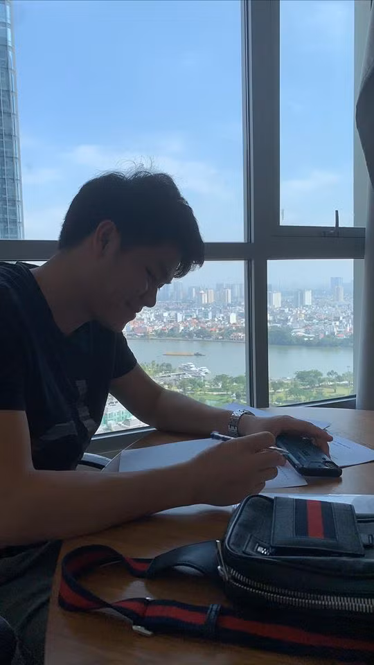 Vua ha sinh con gai, vo chong Le Phuong lai thong bao tin vui moi