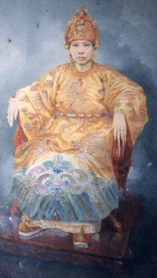 Tai sao trieu Nguyen tu Minh Mang den Khai Dinh khong lap Hoang hau?