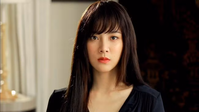 Mẹ chồng quý dâu út nên sang tên cho mảnh đất cả tỷ Me chong quy dau ut nen sang ten cho manh dat ca ty