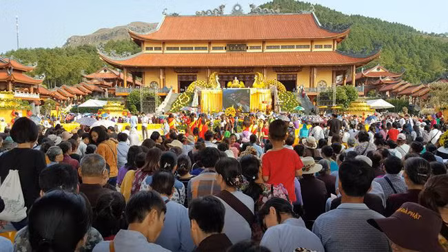Tru tri Ba Vang van 