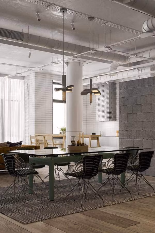 Các thiết bị điện lộ thiên nhưng không lộ liễu.