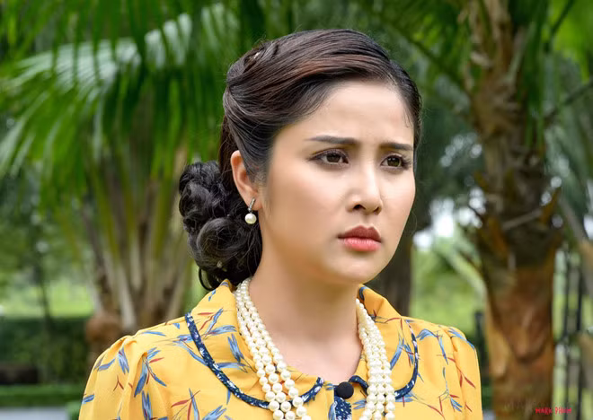 Sau khi Thị Bình (Nhật Kim Anh) qua đời, Hạnh Nhi (Thảo Trang) - vợ mới của cậu Ba Khải Duy - xuất hiện từ tập 25 của phim. Vì vô tình cứu được Hạnh Nhi trong một chuyến đi săn, Khải Duy và cô nên duyên, có con chung đặt tên là Xuân. Diễn xuất của vợ cũ Phan Thanh Bình được đánh giá tiến bộ, tạo hình đẹp và đài các.