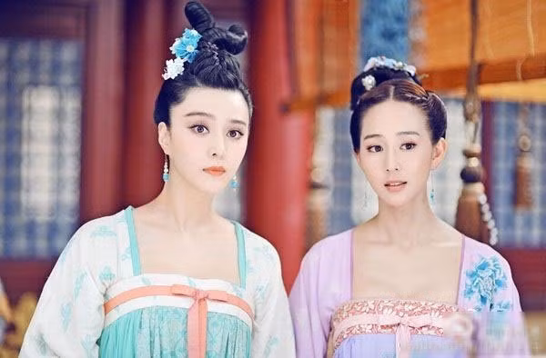 Vi sao cac cung nu lai cuc ky so duoc hoang de sung hanh?
