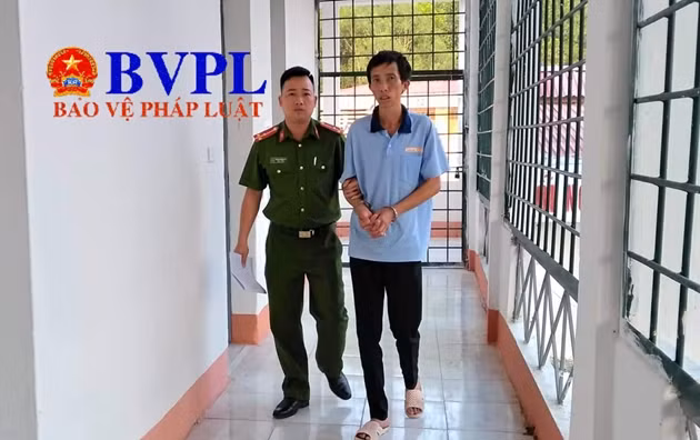 Chan dung 5 ac nhan sat hai nu sinh Dien Bien trong trai giam