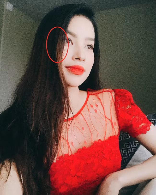 Pham Huong bat ngo khoe be trai dang yeu sau tin don sinh con tai My-Hinh-3