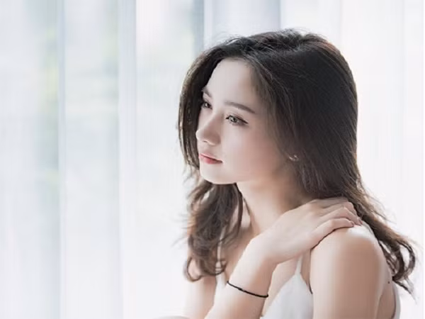 Đàn bà 1 đời chồng chớ dại đi bước nữa? Dan ba 1 doi chong cho dai di buoc nua?