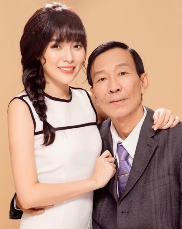 Chuyen tinh cay dang voi dai gia hon 15 tuoi cua Cao Thai Ha-Hinh-2