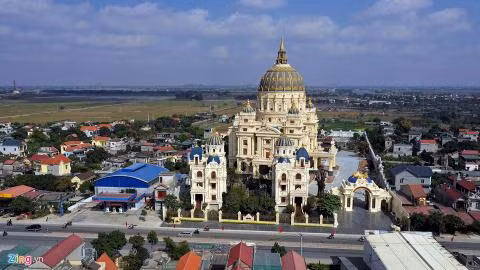 Lau dai co tich cua dai gia Ninh Binh: 