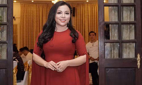NSUT To Nga tiet lo soc ve cuoc hon nhan nhu 