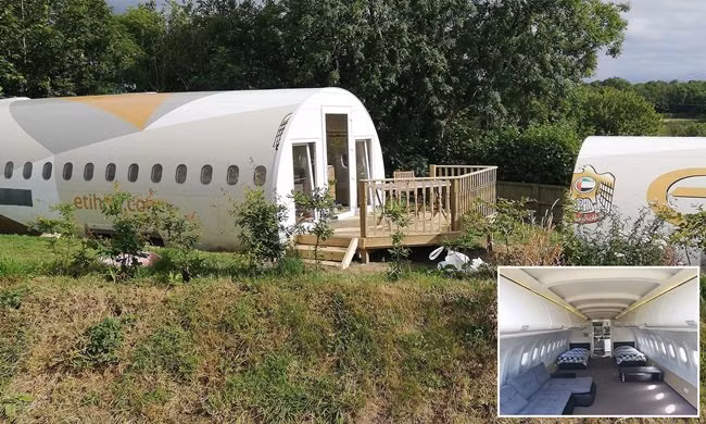 Thân máy bay dài 14,2m nên nó được tách thành 2 phần để chuyển từ Cardiff đến khu cắm trại của ông Toby trên quãng đường 160km.