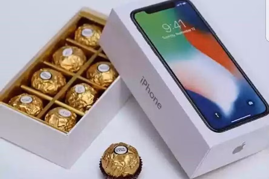 Giá bán của loại socola độc đáo này khoảng 339.000 đồng/ hộp.