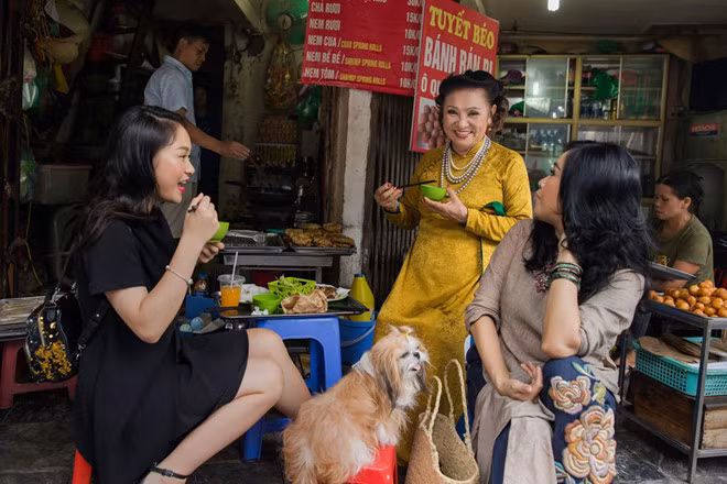 Nhan sac cua ba the he trong gia dinh Thanh Lam