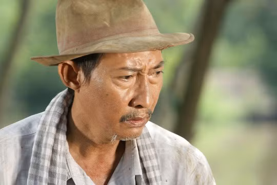 Tam nguyen con dang do cua nghe si Le Binh truoc khi qua doi-Hinh-2