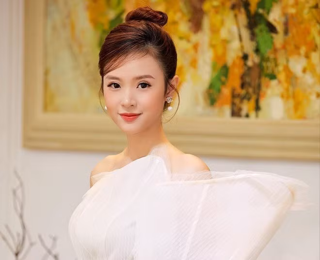 Hot girl Midu va nhung nguoi noi tieng tung di day hoc