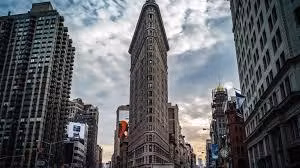 Không chỉ ở Trung Quốc, ở New York, Mỹ cũng một tòa nhà Flatiron với cấu trúc tam giác khiến một đầu siêu "mỏng".