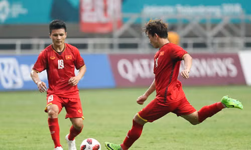 “Ong trum” Hoang Dung, Ha Ho dong vien Olympic Viet Nam sau ban ket