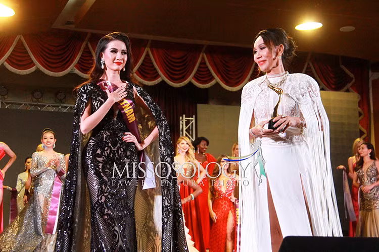 Trước chung kết Hoa hậu Đại sứ Du lịch Thế giới 2018, Phan Thị Mơ nhiều lần lọt top, đoạt giải phụ. Ảnh: Missosology