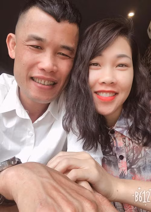 Thời gian gần đây, Hiệp Gà không còn khoe ảnh mặn nồng bên vợ mà chỉ đăng tải hình ảnh bên con trai.