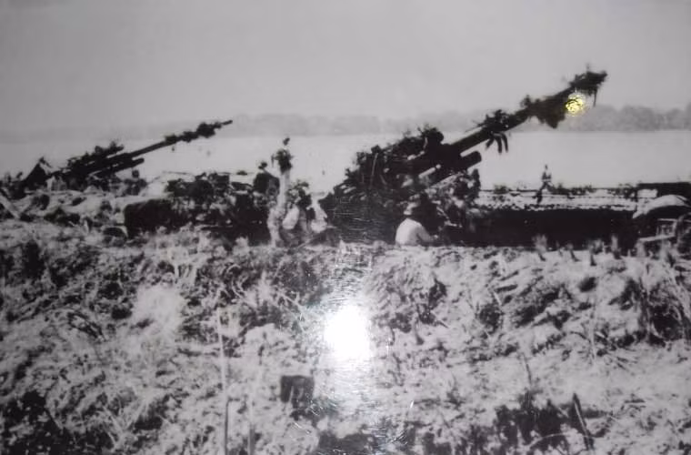 Trong chiến tranh Việt Nam, khẩu Flak 88 với cỡ nòng 8,8 cm chỉ được thấy sử dụng dưới dạng pháo phòng không do việc kéo khẩu pháo nặng nề này ra chiến trường là điều quá khó khăn và kém hiệu quả. Những khẩu pháo 8,8 cm này cũng được Liên Xô tịch thu của Đức sau thế chiến và viện trợ cho Việt Nam. Nguồn ảnh: Bảo tàng PK-KQ